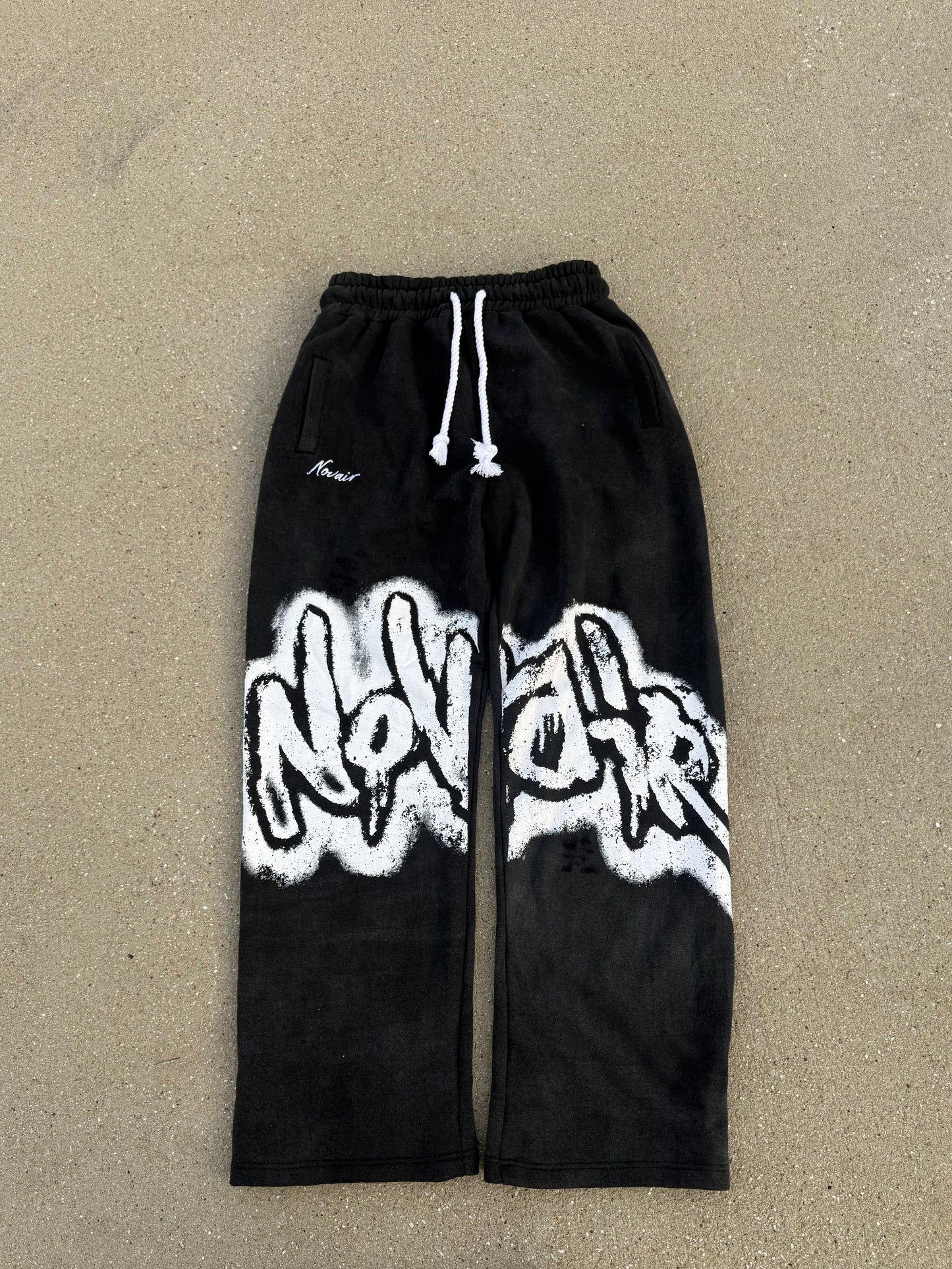 BLACK & WHITE NOVAÌR SWEATPANTS